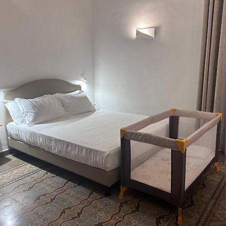 Ducas Rooms And Suite 라스카리 외부 사진